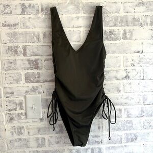 Amiani forest green one piece side tie v neck cheeky swimsuit, Women’s Large